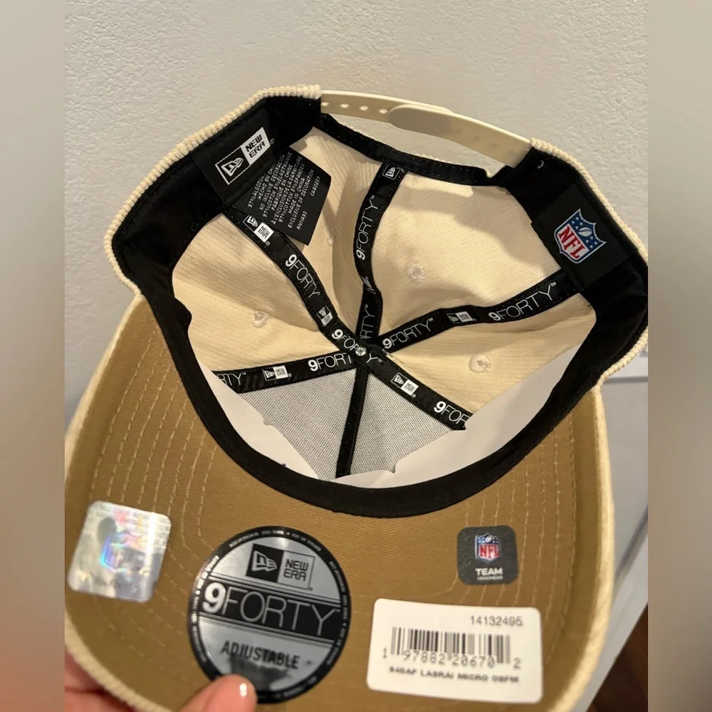 New Era Las Vegas Raiders Micro Corduroy Cream 9FORTY A-Frame SnapBack Hat OSFM - Picture 7 of 10